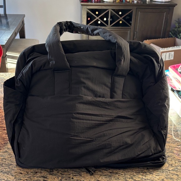 BEIS Black Duffel Bag - Picture 5 of 5